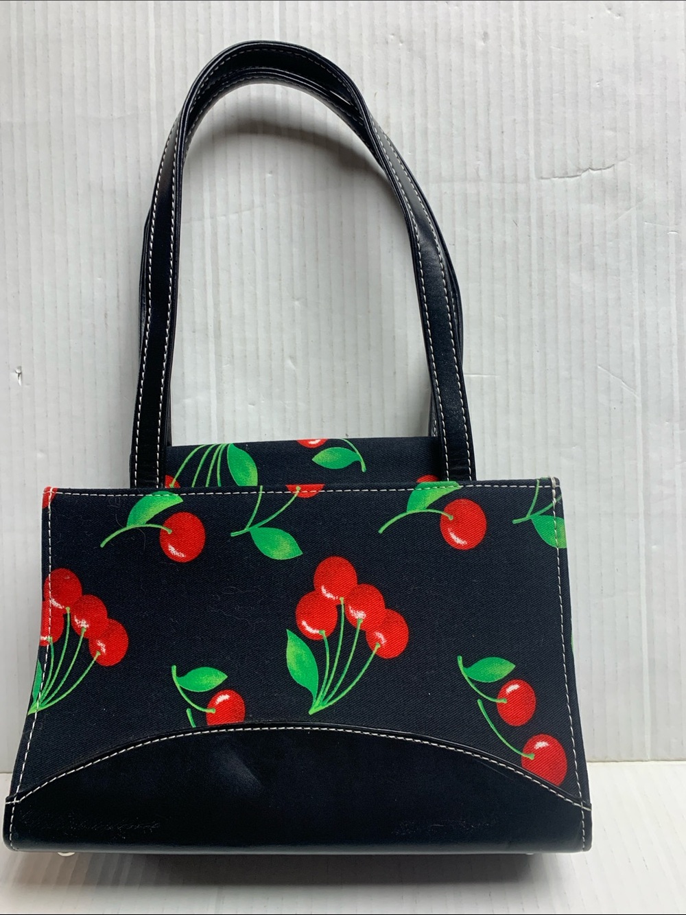 Vintage Y2K Cherry Print Shoulder Bag Purse Retro Pinup Black Red Coquette